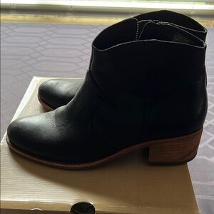 Kork-Ease Black Leather Footwear